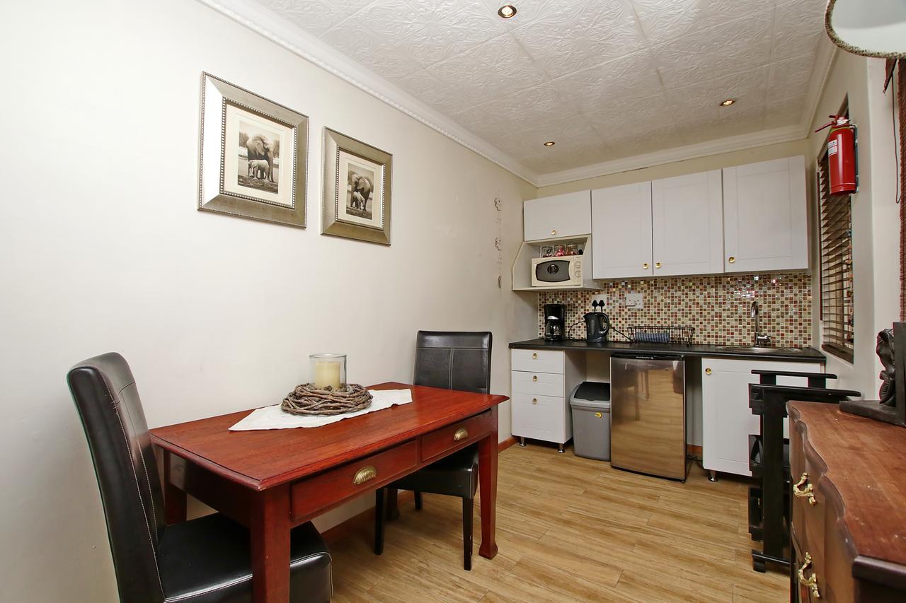 Arum Place Guest House Johannesburg Ngoại thất bức ảnh